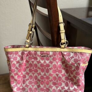 Coach Pink and White Tote Bag with Stylish Pattern